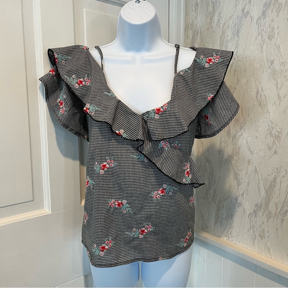 Gypsies & Moondust Black White and Pink Blouse Size Large